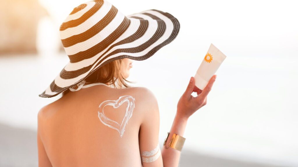 Moisturize your skin after tanning bed 